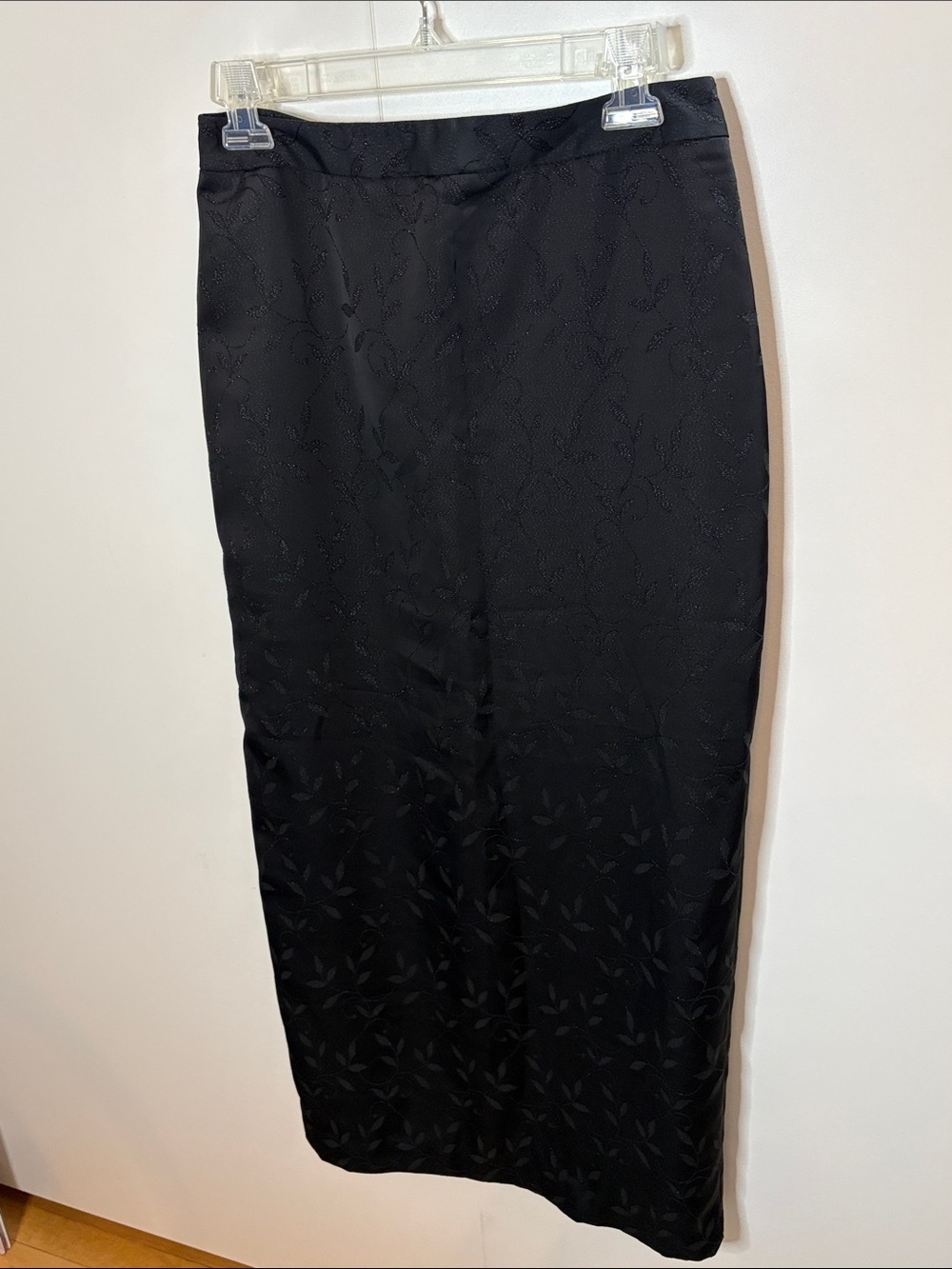 Catalyst Black Midi Shimmer Embroidered Skirt 6